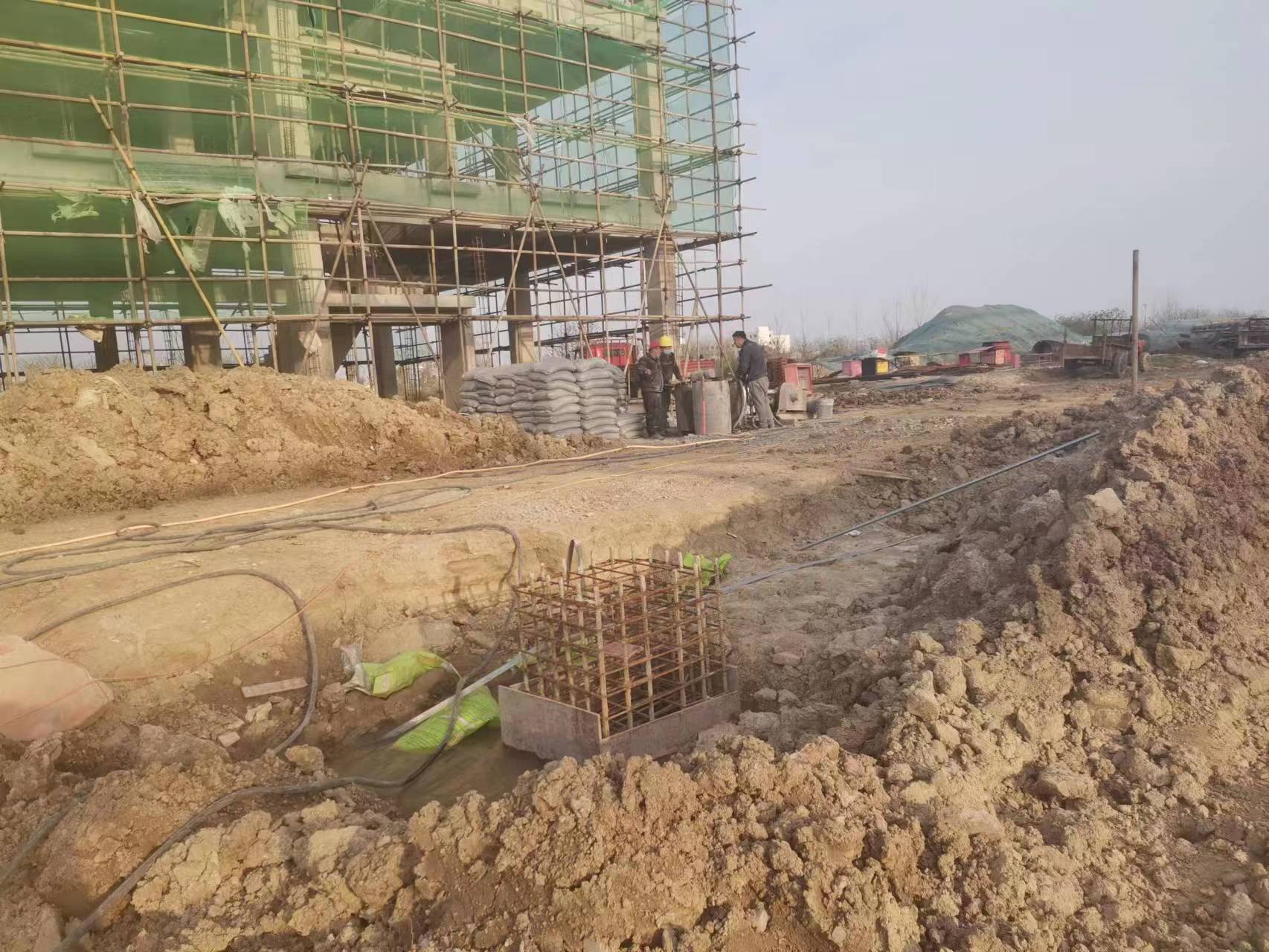 阳朔当桥梁出现裂缝的时候应该及时加固修补